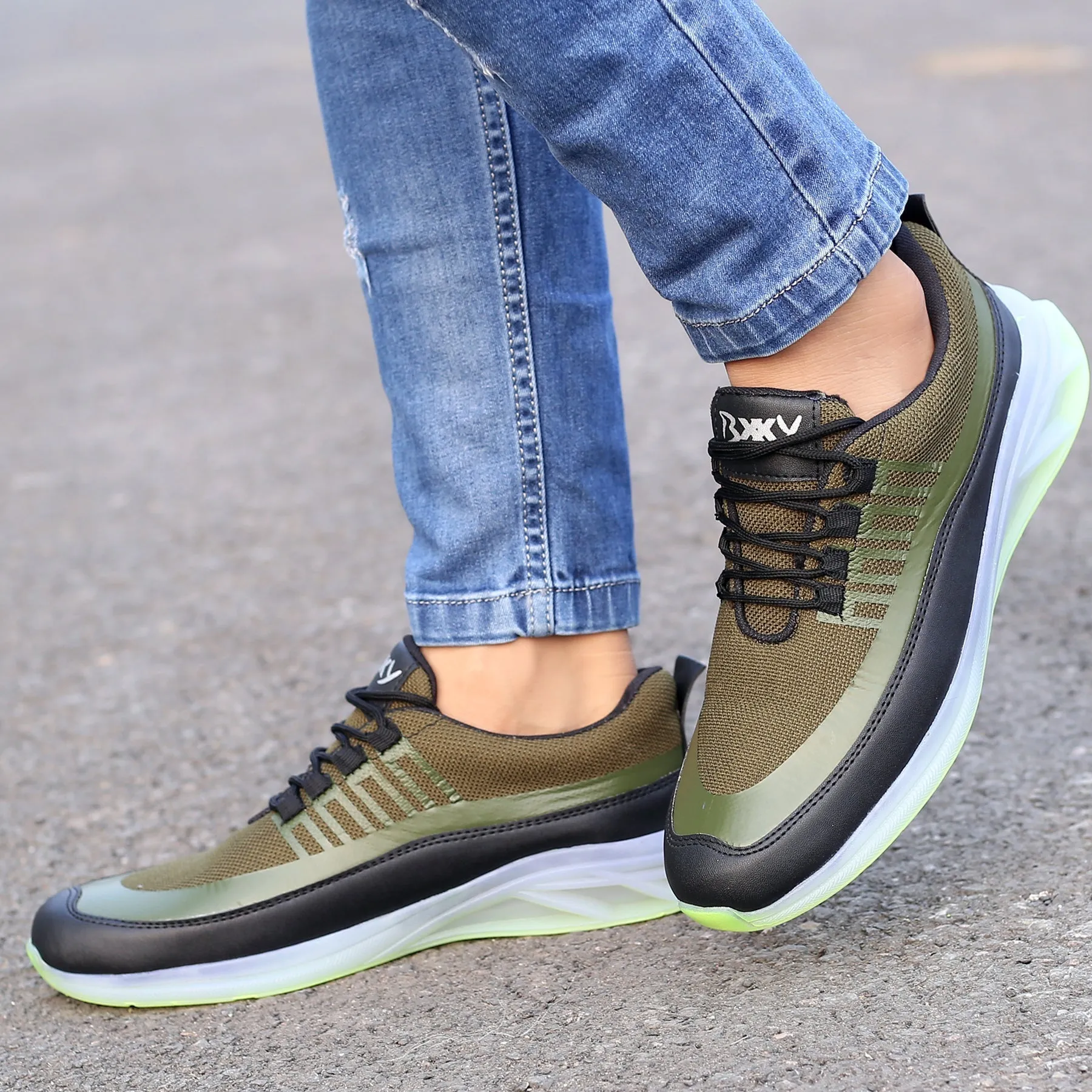 Bxxy's Men's Street Style Casual Sports Shoes