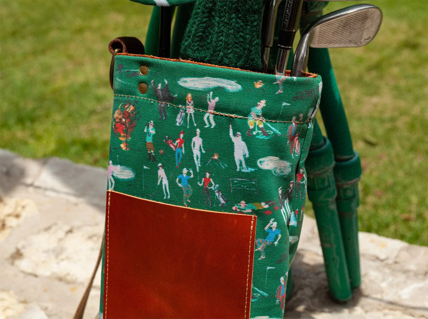 Criquet x Donald Robertson Par 3 Bag - Pool's Closed