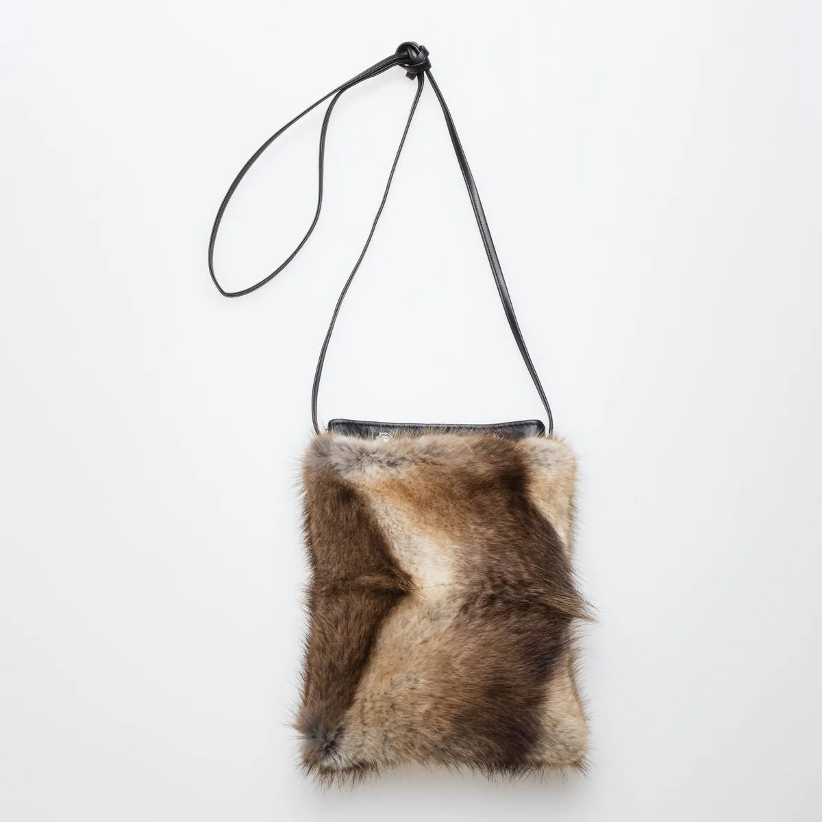 IPHONE POCKET LARGE - UPCYCLED FUR