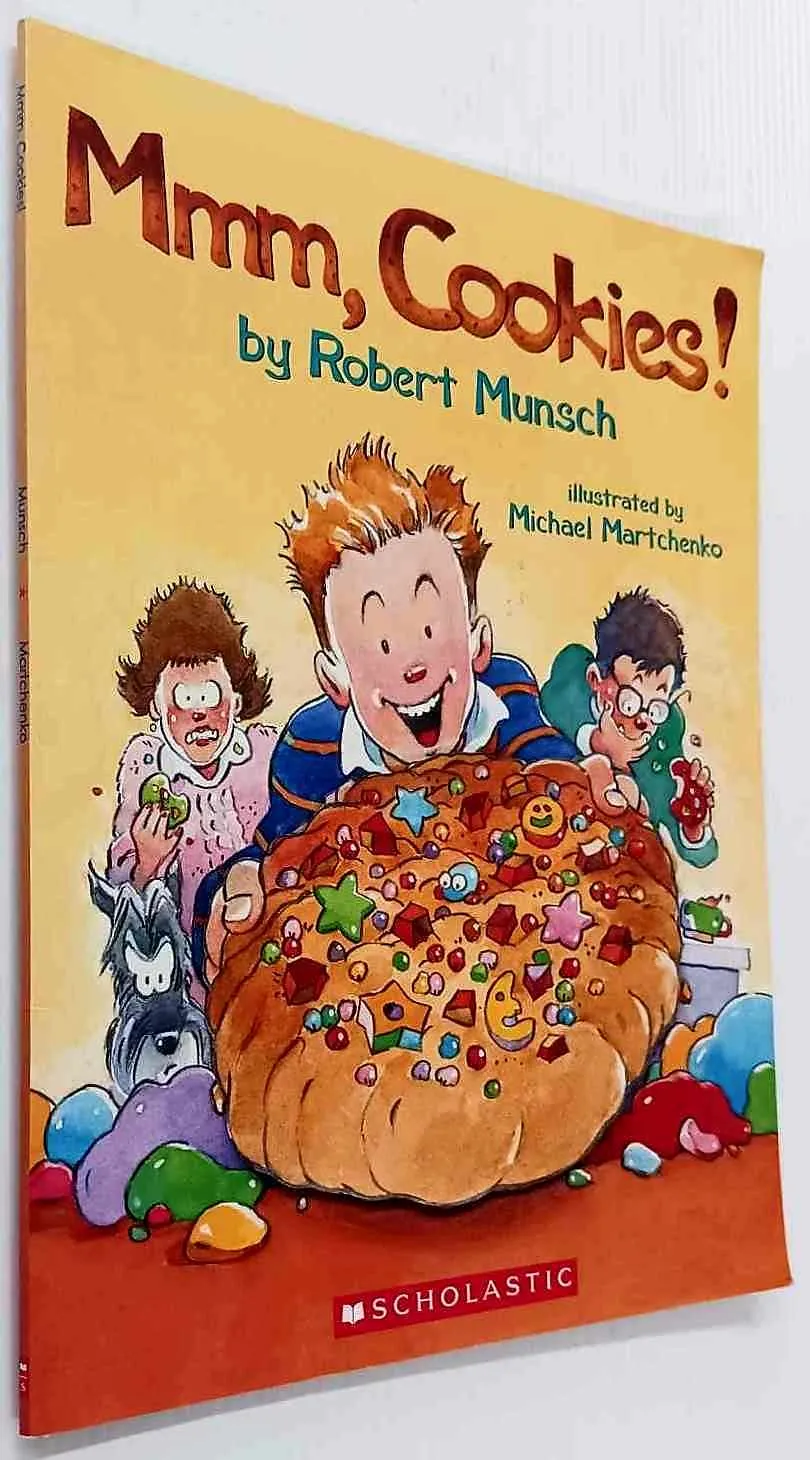 MMM, COOKIES! - Robert Munsch