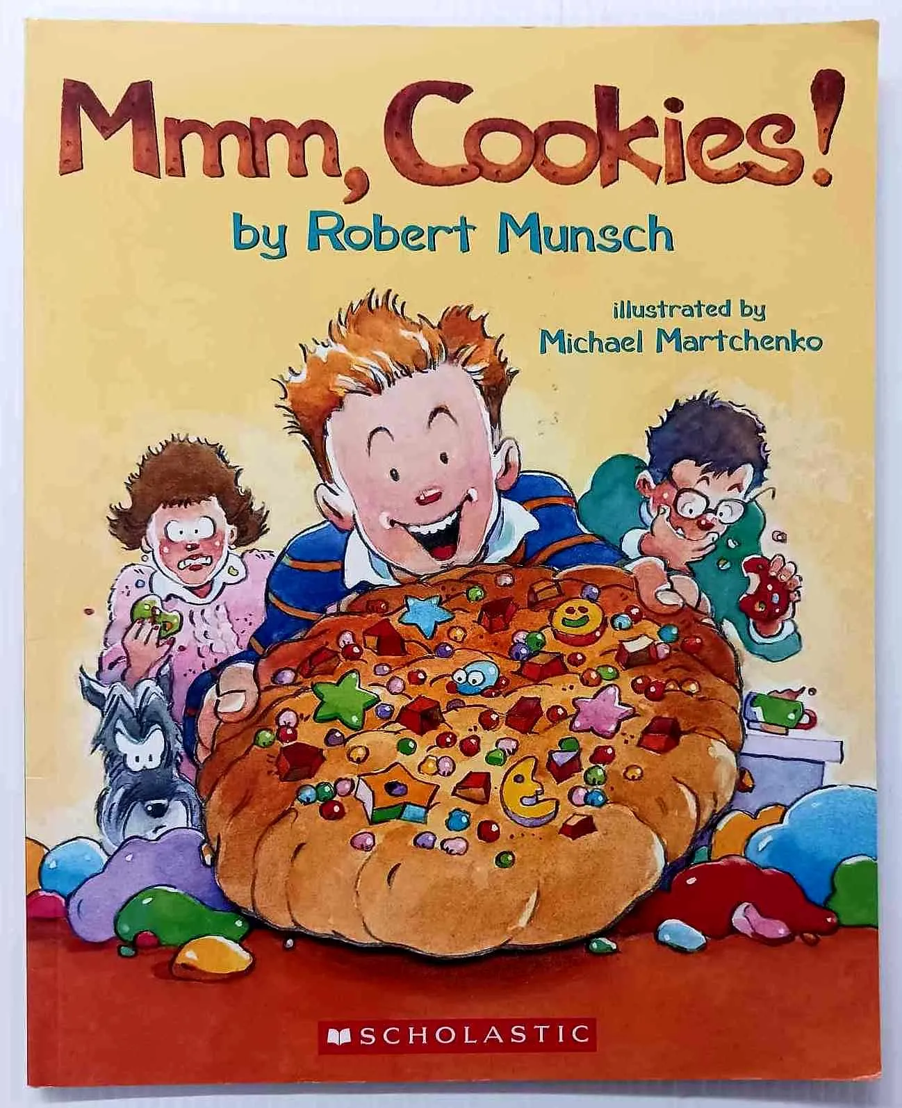 MMM, COOKIES! - Robert Munsch