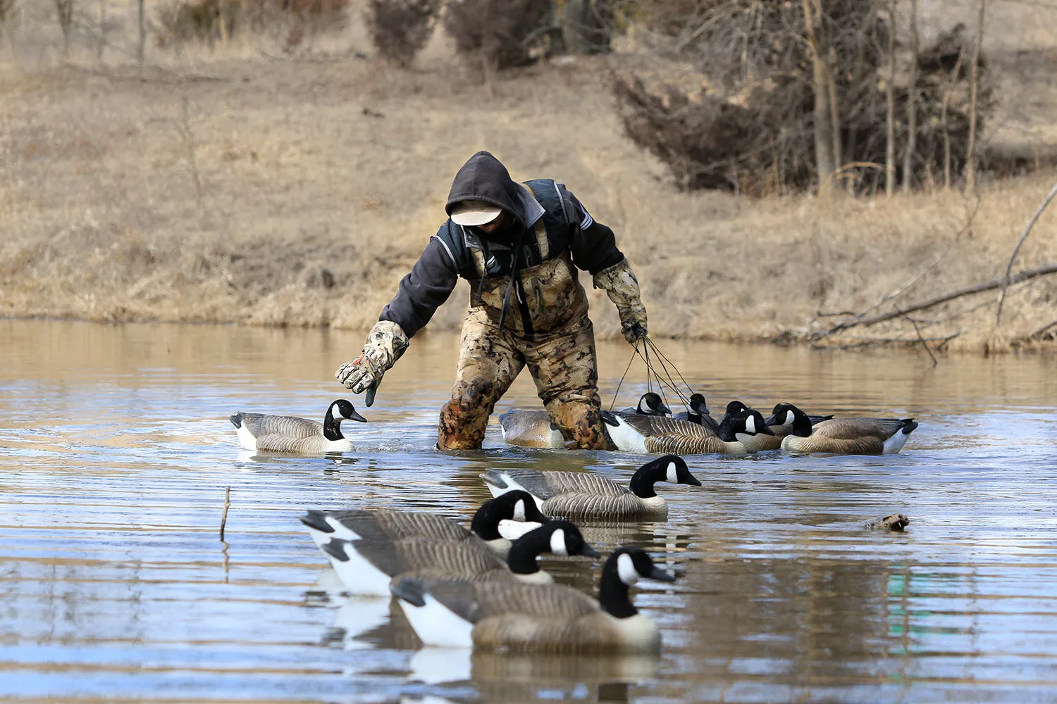 Pro Series 1-Piece Canada Goose Floater