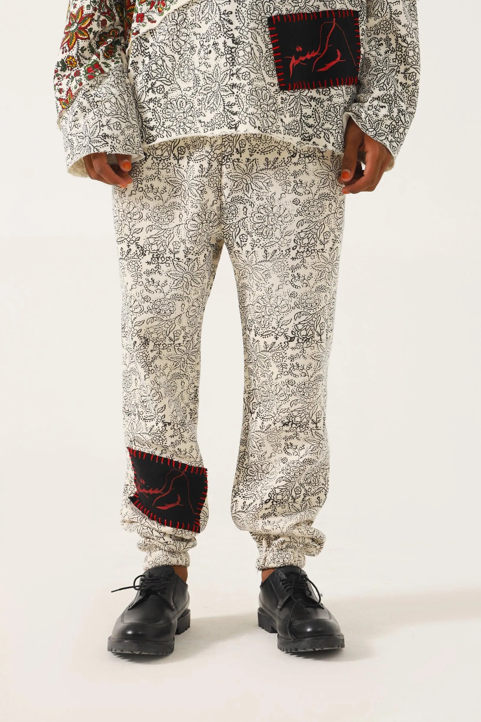 "PARADOX" BLOCK PRINT SWEATPANTS