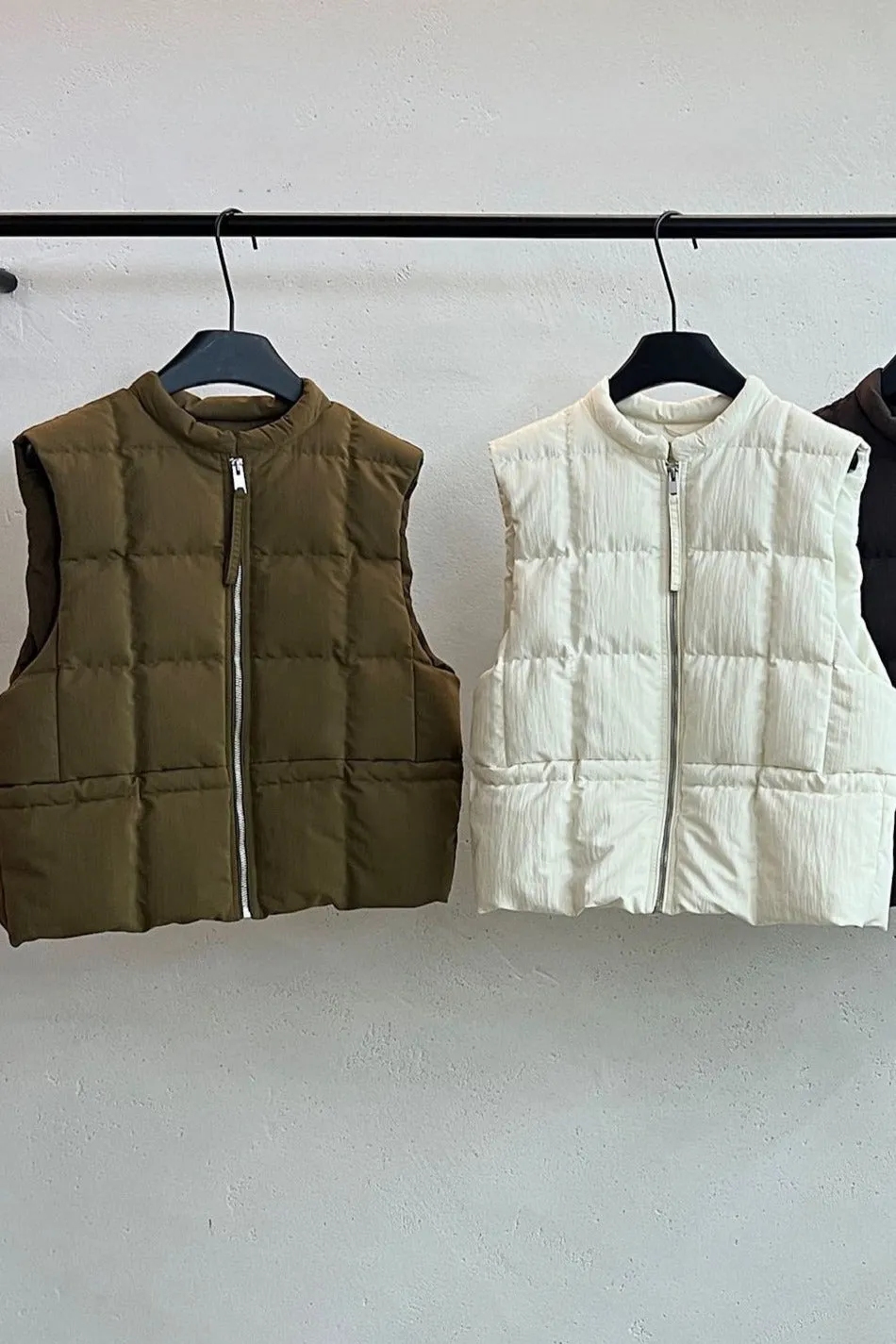 Sleek matte down jacket vest | 4 color